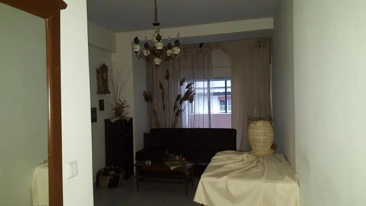 Center Near The Sea And Metro!Unique Crystal Apartment With Amazing View Soluň Řecko