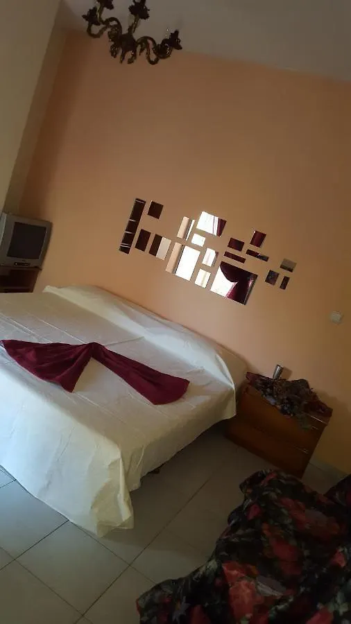 Center Near The Sea And Metro!Unique Crystal Apartment With Amazing View Soluň Řecko