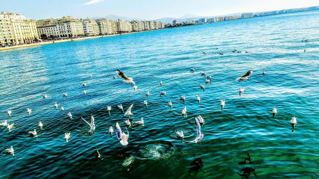 Center Near The Sea And Metro!Unique Crystal Apartment With Amazing View Салоники 0*,